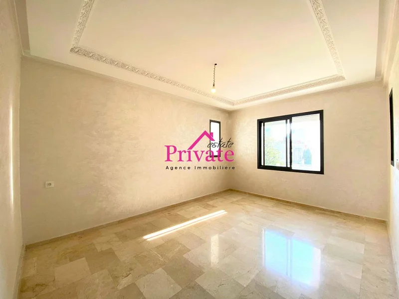 Location appartement 80 m² QUARTIER ADMINISTRATIF Ref: LA717