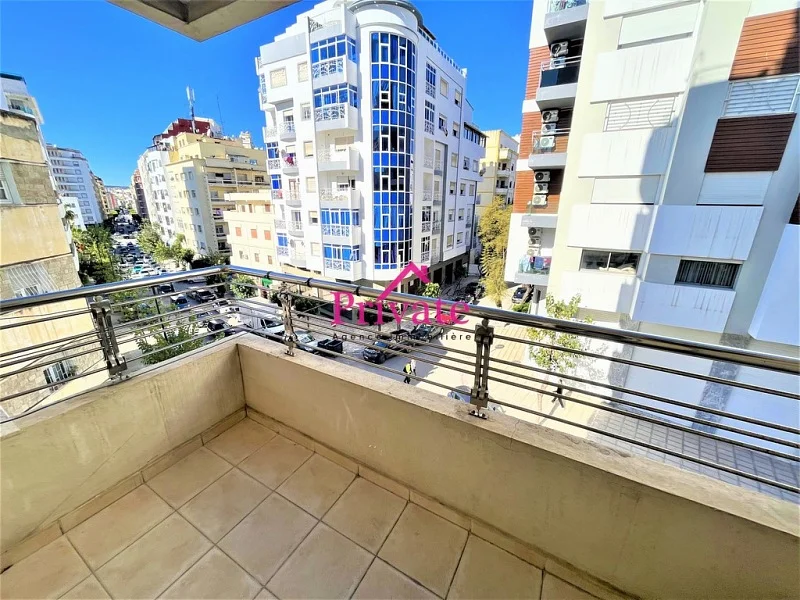 Location Appartement 85 m² QUARTIER ADMINISTRATIF Tanger Ref: LA670
