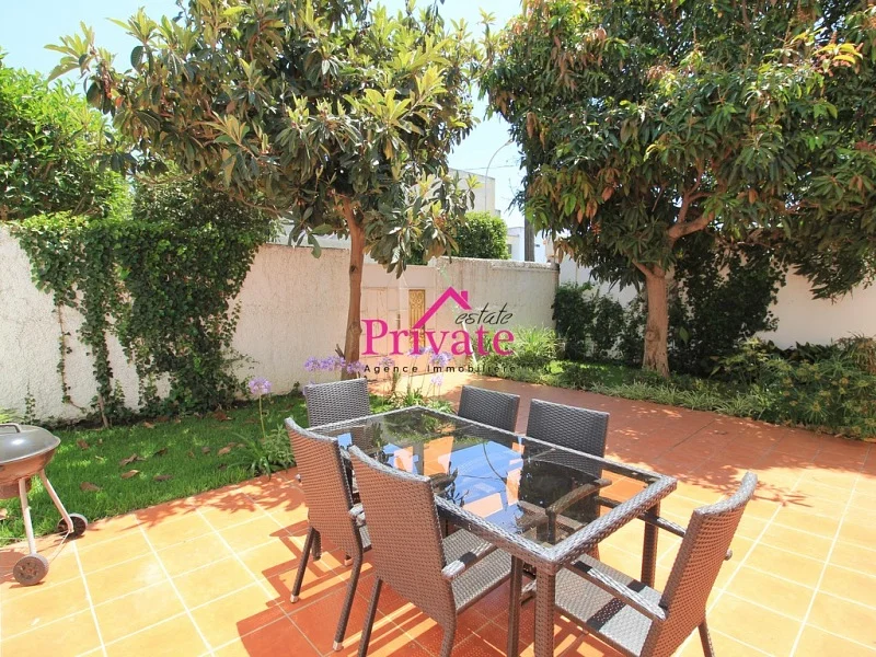 Location Villa 300 m ² SOURIYINE Tanger Ref: LA645