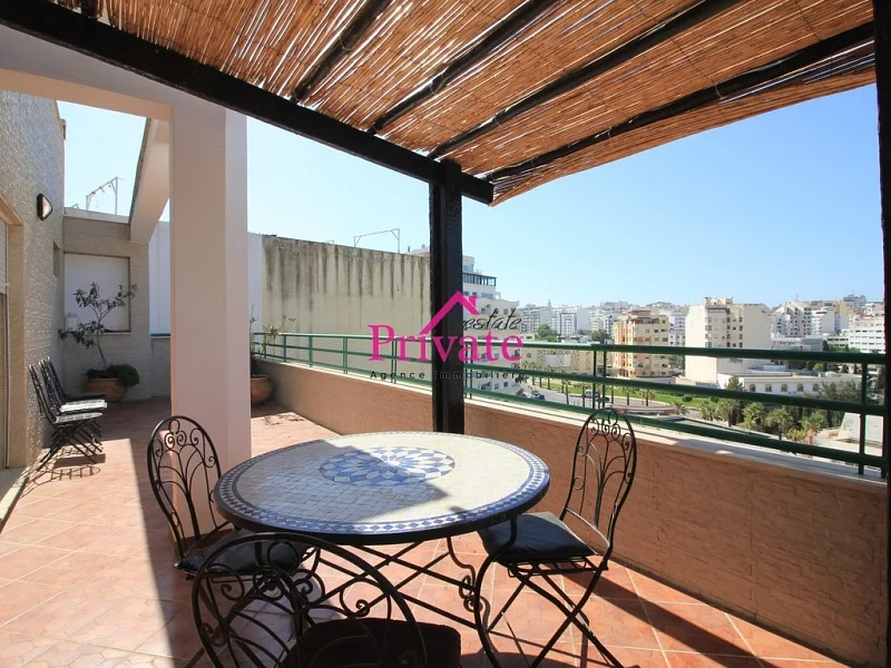 Location Appartement 104 m² quartier administratif Tanger Ref: LZ643