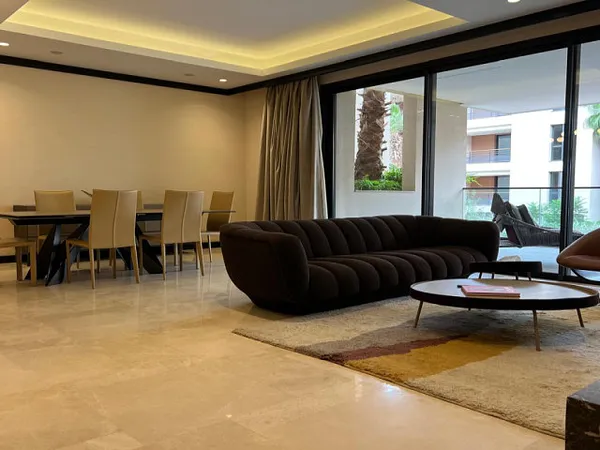 Prestigious Apartment in Central Gueliz with Pool