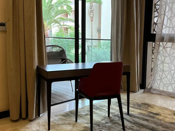 Appartement prestigieuse, 1Chambres / Salon / 1SDB / Piscine / Jardin / 110m2