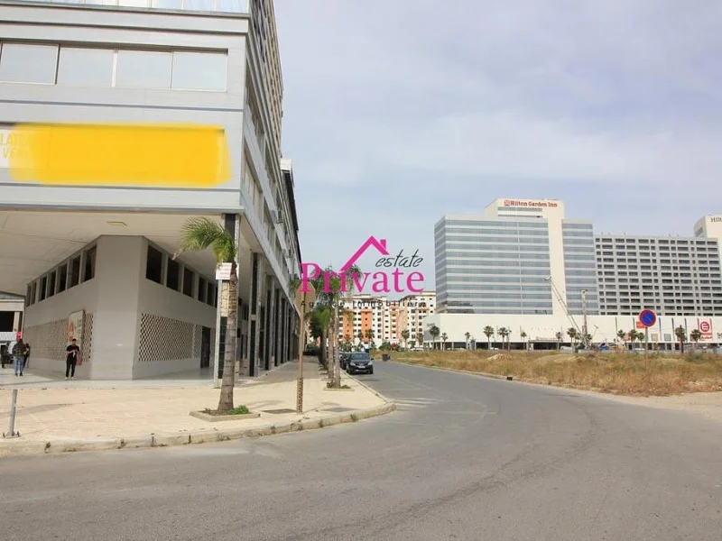 Vente Local Commercial 325 m² MALABATA Tanger Ref: VA317