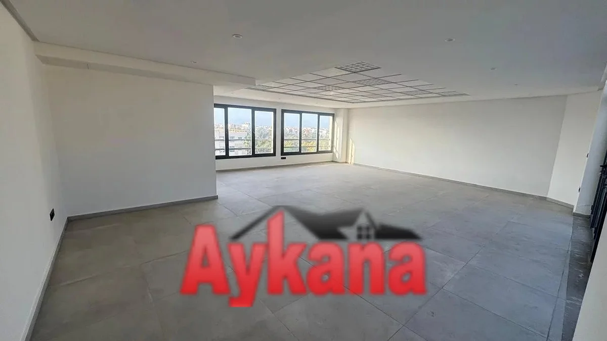 Vente Plateau Bureau Haut de Gamme à Rabat Bas Agdal REF 3983