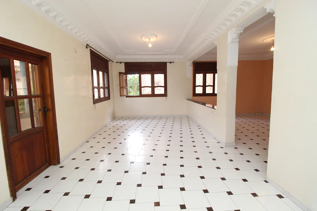 Investering Kans Huis R+2 met Appartement en Duplex in Agadir