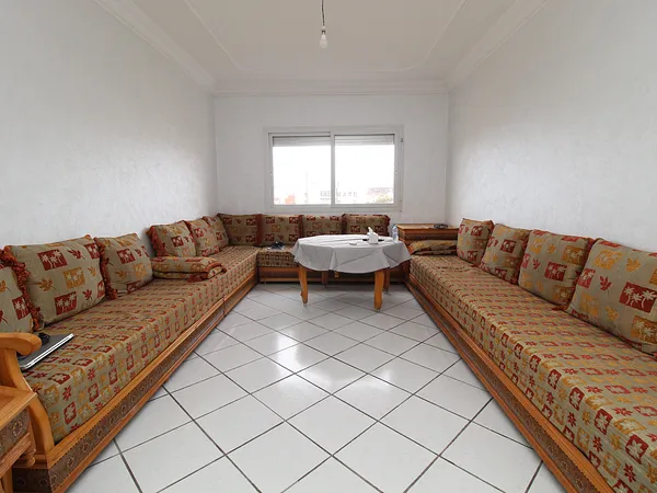 شقة مشرقة وموقعها ممتاز في قلب أغادير قرب السوق