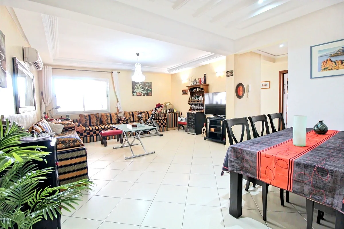 Opportunité à saisir ! Appartement à vendre sur Avenue Moukawama à Agadir
