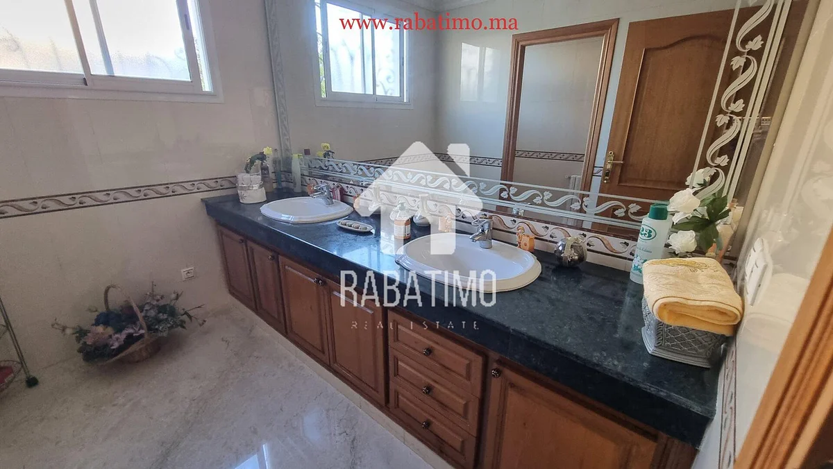vente villa de 2000m² Souissi Rabat