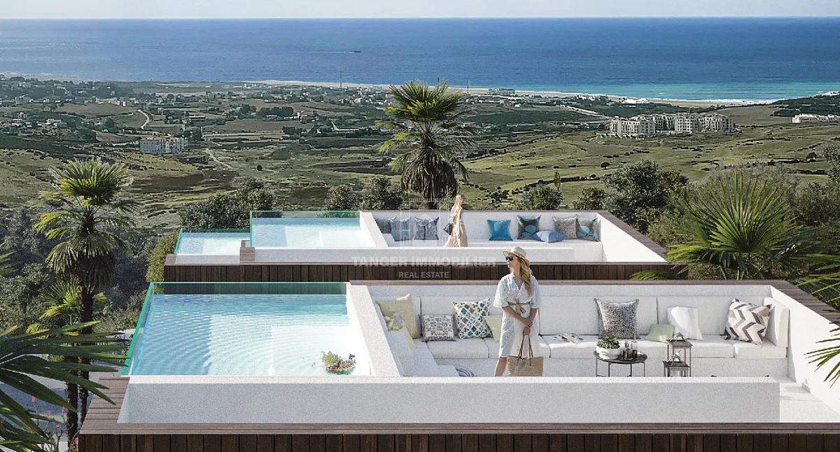 Villa en triplex avec piscine et vue sur mer à Mediouna (Tanger)