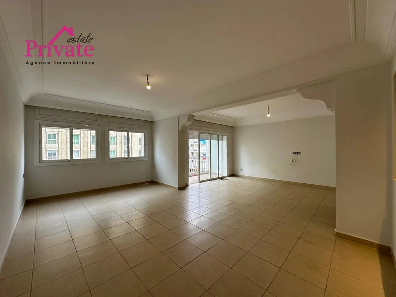 Location Appartement 145 m² MOULAY ISMAIL Tanger Ref: LM835