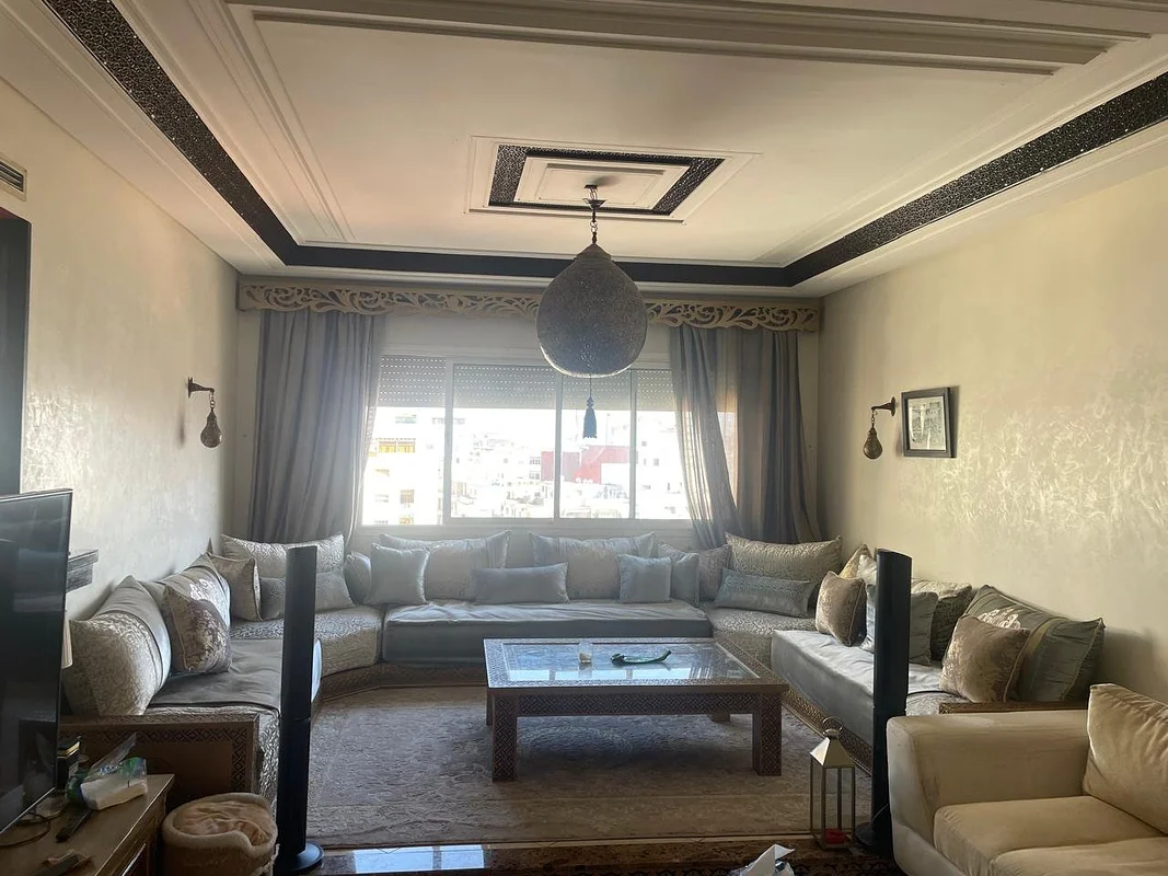 OPPORTUNITE INVESTISSEMENT APPARTEMENT A VENDRE A TANGER  SITUATION RUE DE FES SURFACE 124 M² / REFERENCE VTAA11426