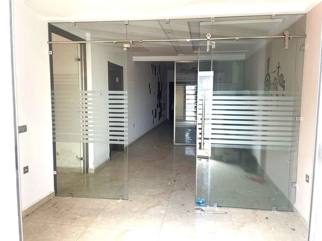 A LOUER PLATEAU BUREAU SURFACE 75 M²  – CENTRE DE VILLE RUE DE FES / REFERENCE : LTAA15426