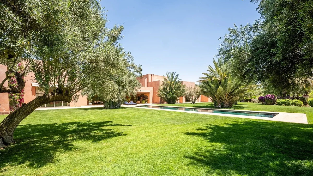 Villa Mira II