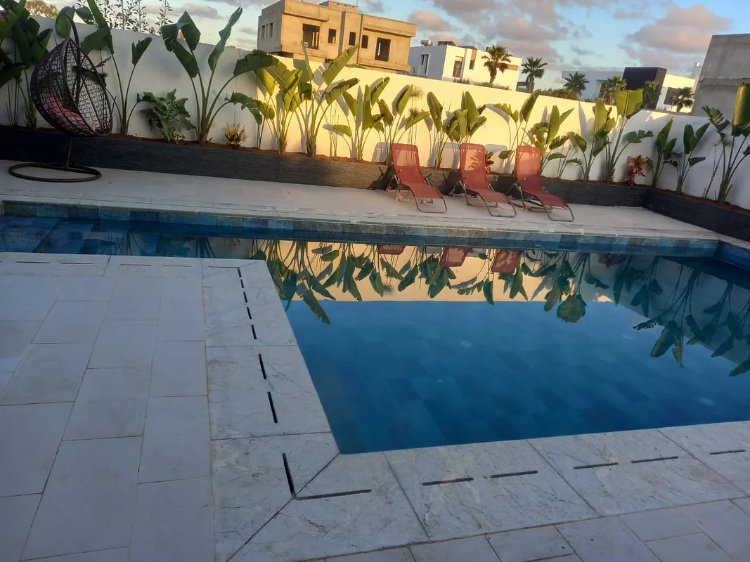 Villa te huur in Mohammedia met tuin en zwembad