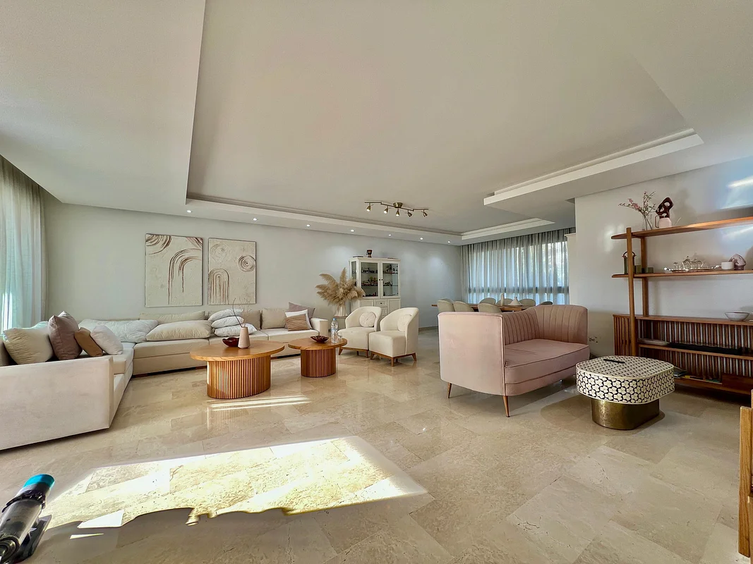 Location appartement à Rabat Souissi Orangeraie REF 576