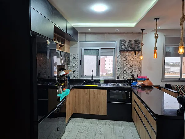 🏡 شقة مفروشة للبيع - الاندلس، بوسكورة