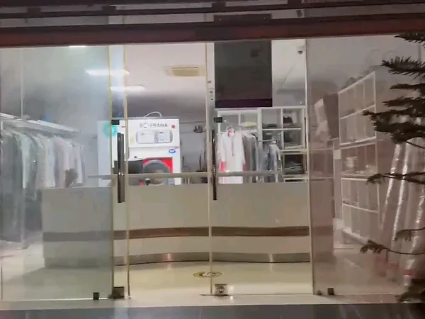 🏢 فرصة استثمارية لفتح محل غسيل ملابس في الدار البيضاء