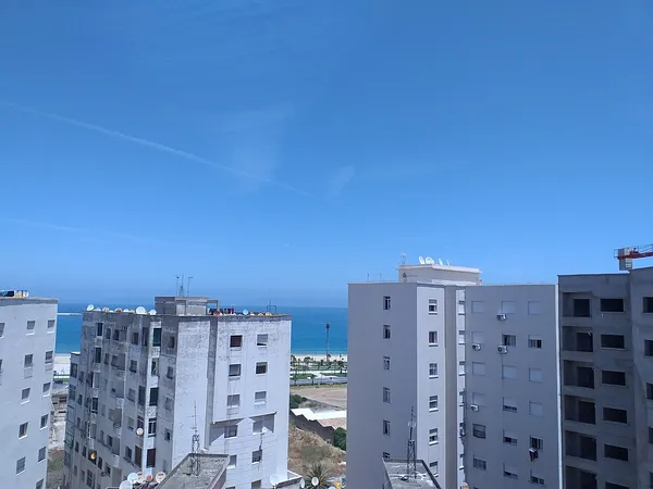 APPARTEMENT A LOUER A TANGER AVEC GARAGE SITUATION CENTRE VILLE / REFERENCE:  LTAAM24626