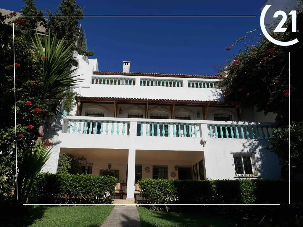 Elegante villa – Marshan