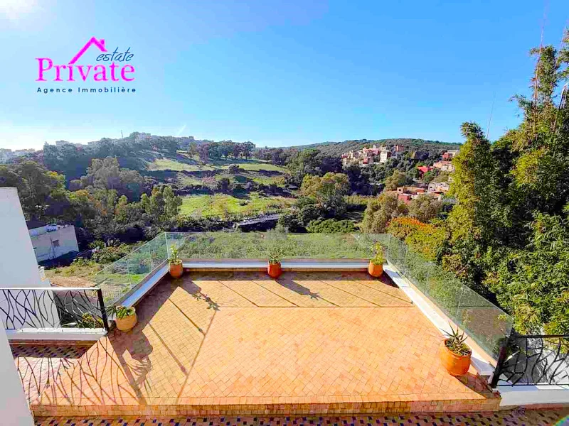Location Villa 500 m² JBEL KBIR Tanger Ref: LZ846
