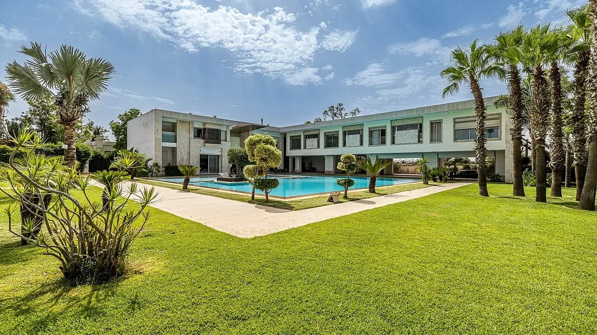 Villa Bella Vista + Terrain de 5600 m2 ( prix 12500dhs m2)