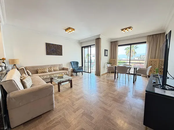 Appartement meublé en centre-ville d'Agadir   À 10 minutes à pied de la plage