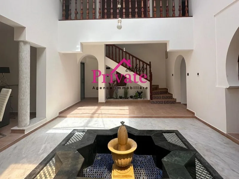 Vente VILLA 345 m²  JBEL KBIR Tanger Ref: VZ421