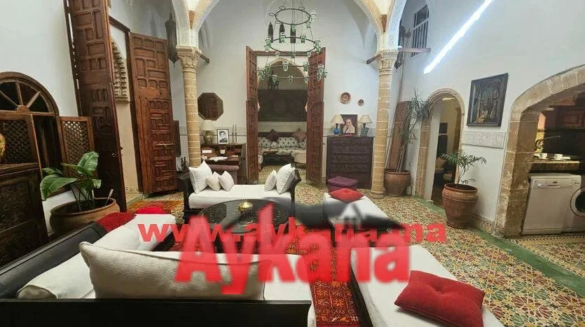 Exclusief te koop Riad in Salé REF 3756