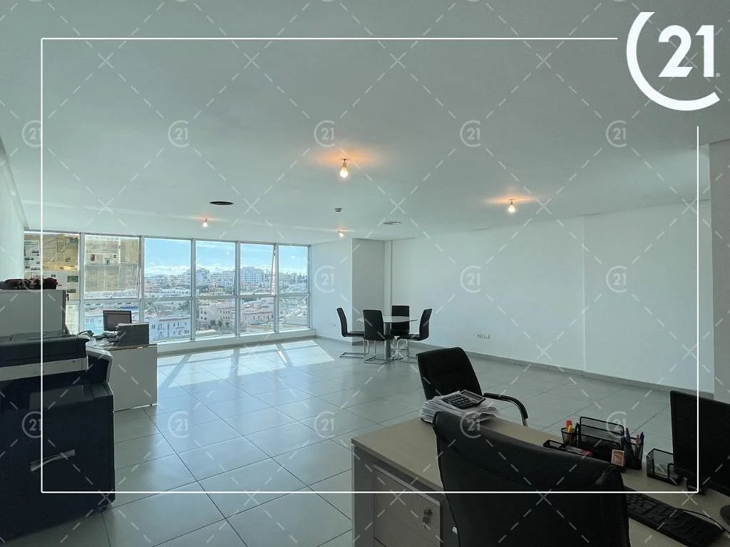 مكتب - وسط المدينة