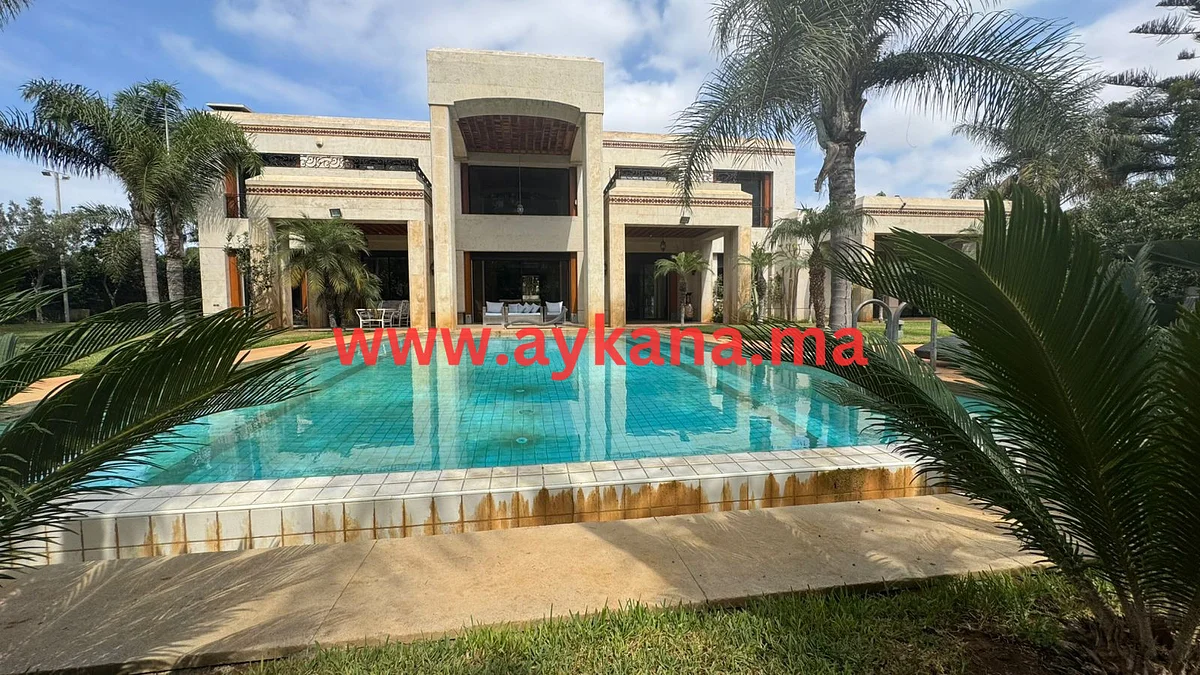 Te koop Villa Rabat Souissi met Tuin en Zwembad