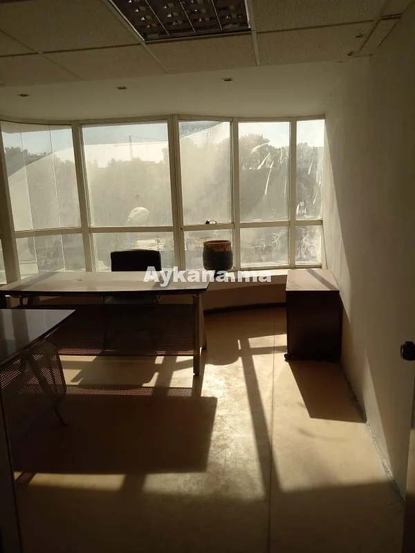 Vente Bureau Casablanca Bourgogne REF 1186