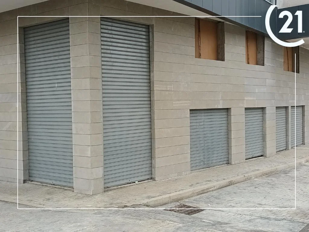 محل تجاري – ساحة موزارت