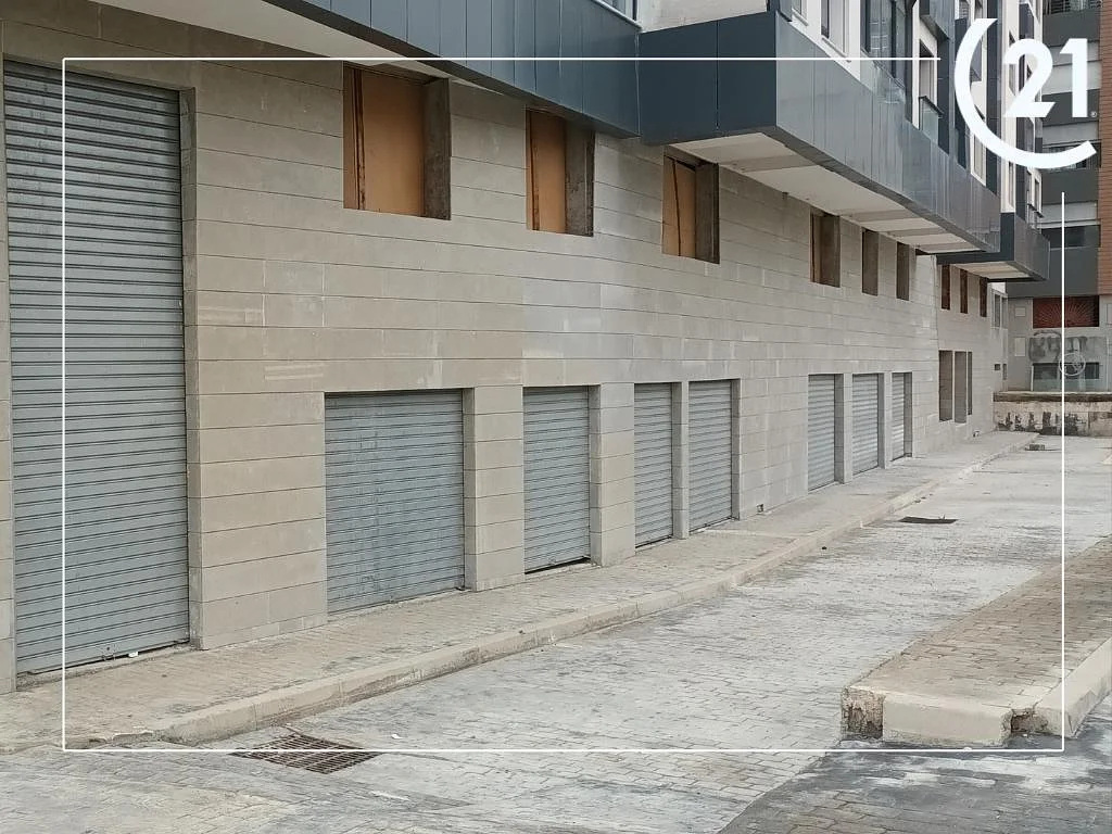 Local commercial – Place Mozart