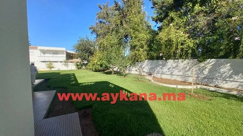 Te koop Villa in Salé met grote tuin en terras