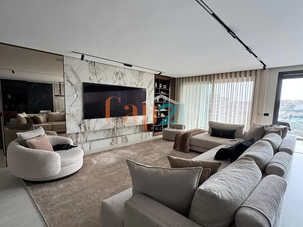 Luxe gemeubeld appartement te koop naast het TGV station van Tanger