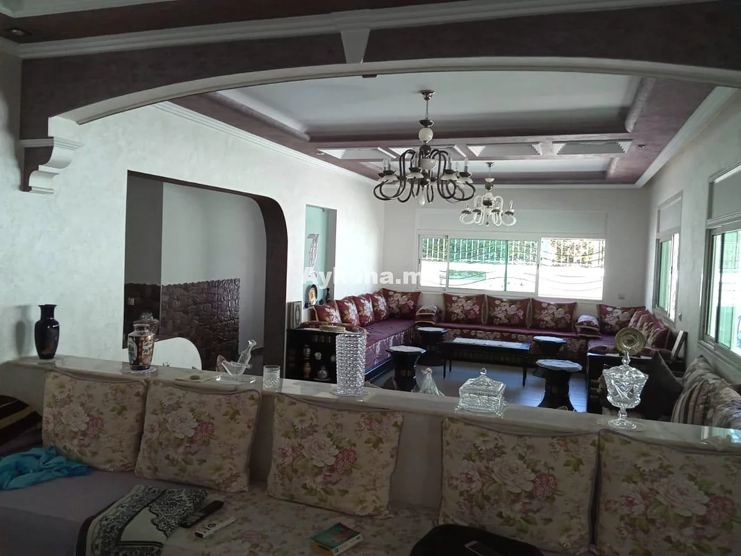 فيلا فاخرة للبيع في سلا بالقرب من المكتبة الوطنية