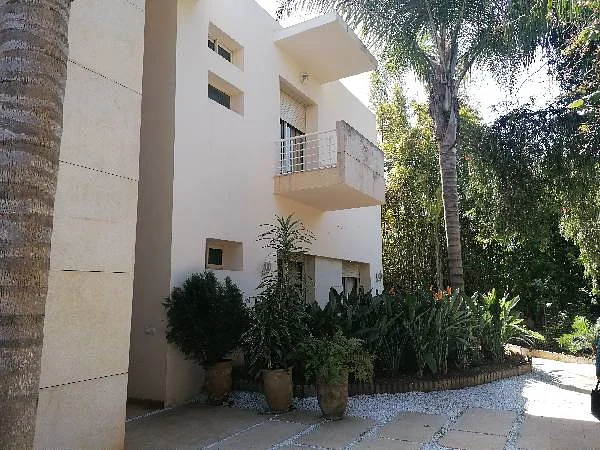 Villa te koop in Souissi Rabat.