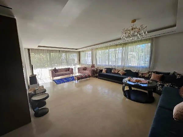 À Vendre : Magnifique rez de jardin aux Terrasses Dar Salam