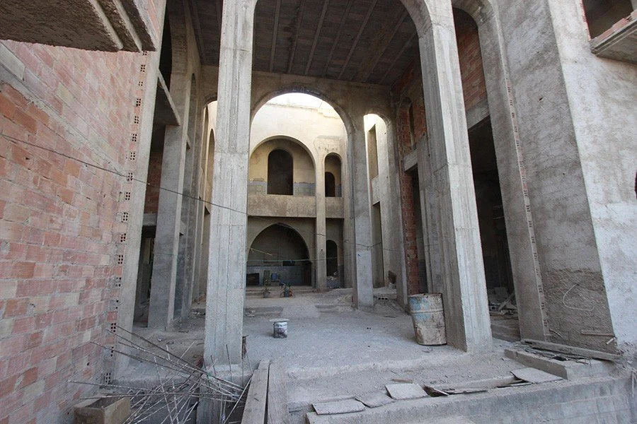 Te koop: Riad in Fes, halfafgebouwd