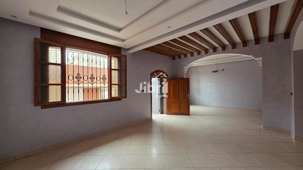 فيلا فسيحة في الداخلة - فرصة استثمارية فريدة