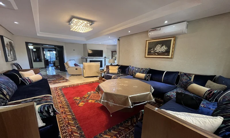 Appartement 2 Ch | Salon | 2 SDB | terrasse | piscine | jardin