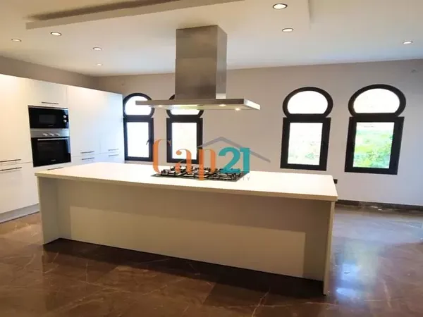 Leeg Appartement te Huur voor Lange Termijn in Boubana, Tanger