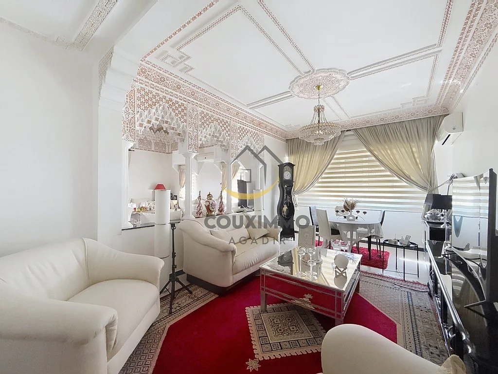 شقة مضيئة مع تراس في أغادير