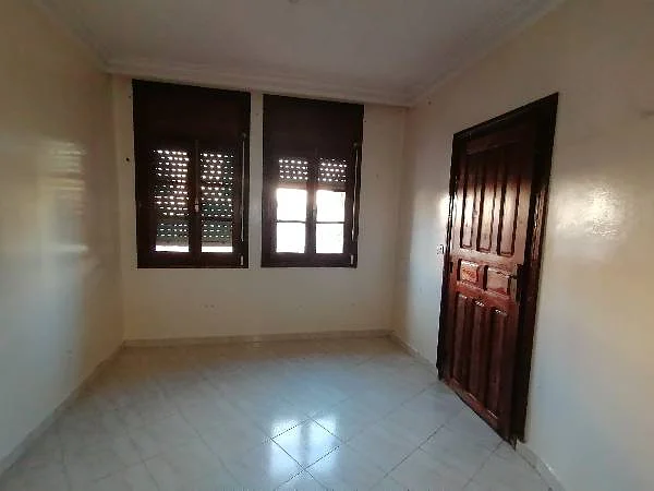 Appartements usage bureaux à louer à hay karima salé.