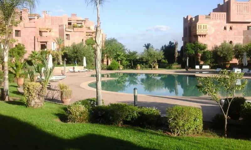 شقة فاخرة مع شرفتين ومسبح في مراكش