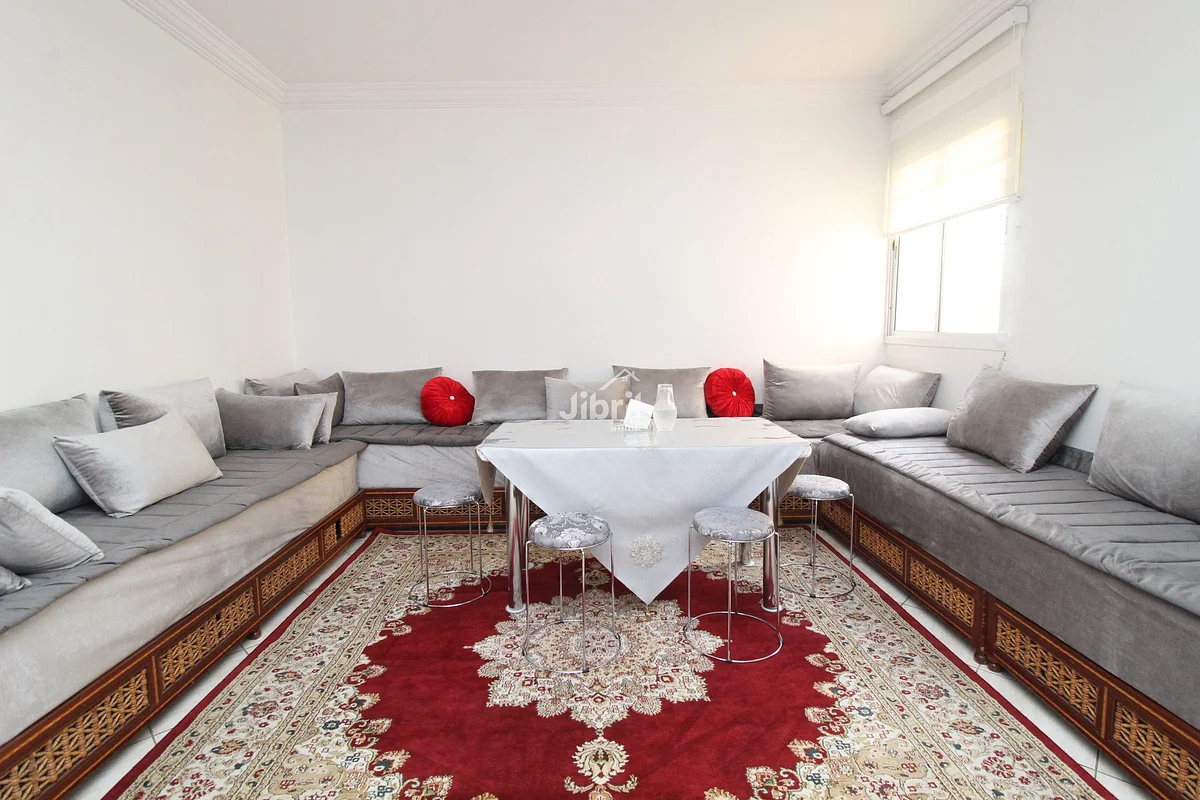 Functioneel en licht appartement in Agadir - vlakbij de Souk