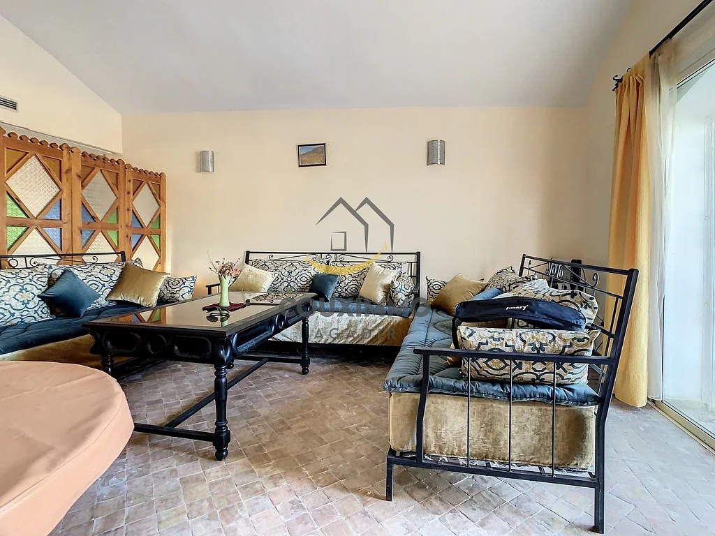 Appartement met Zeezicht in Tighert