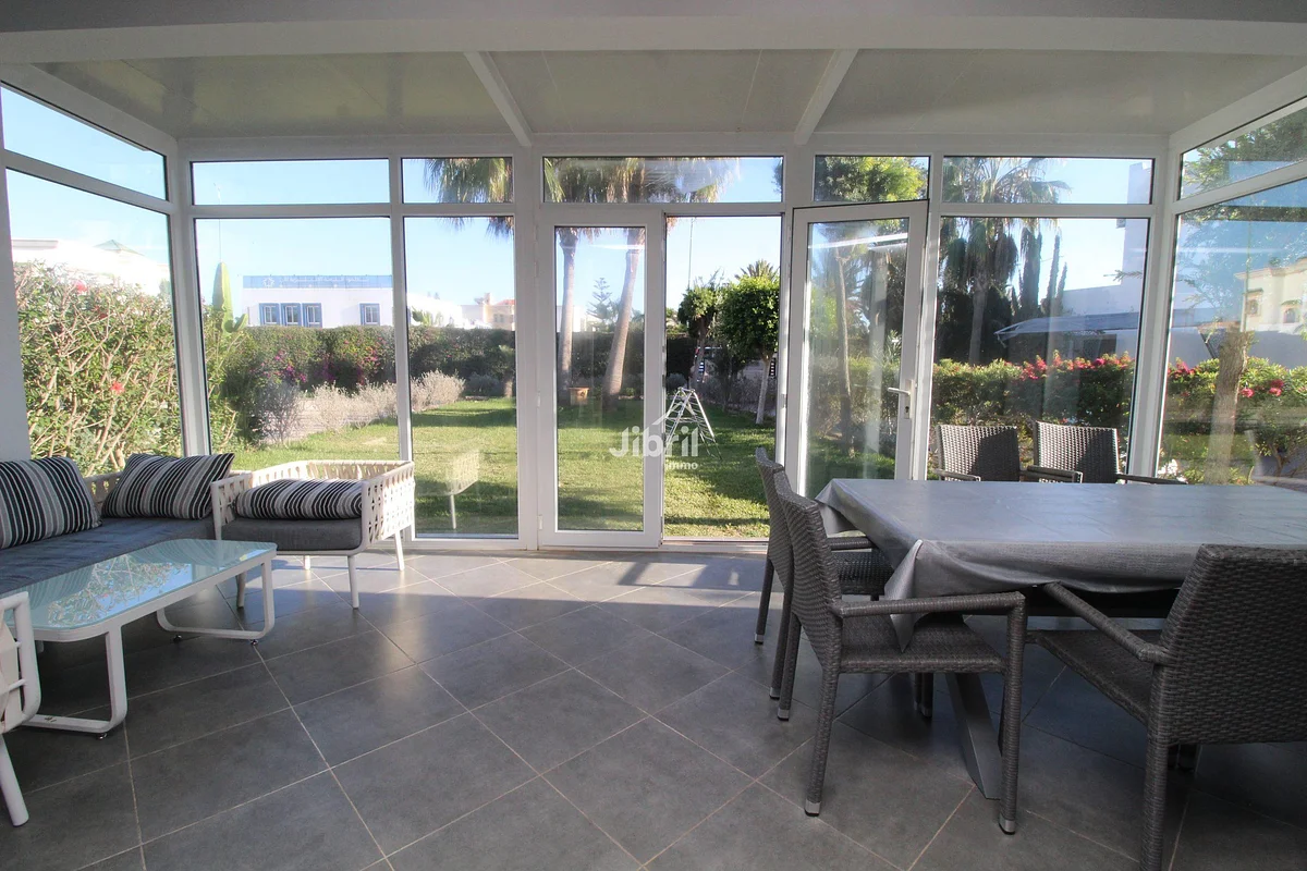 Villa de prestige à 5 minutes des golfs d’Agadir