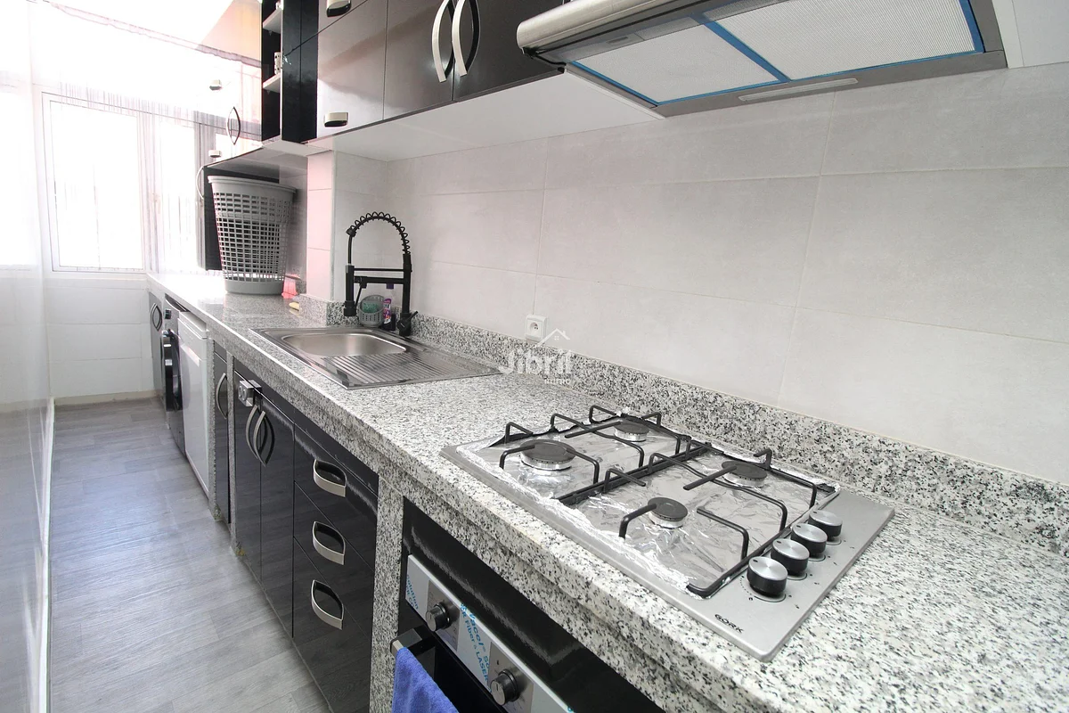 OPPORTUNITÉ ! Appartement meublé à vendre à Agadir – Hay Mohammadi, proche Smart School