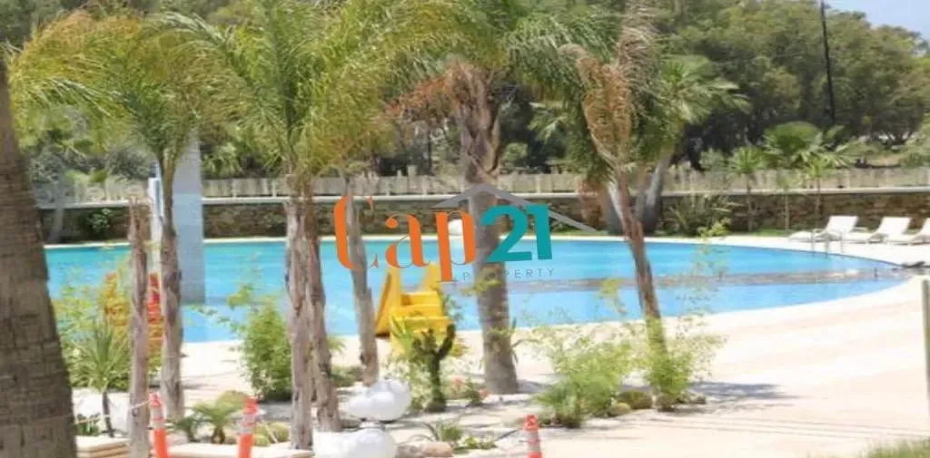 شقة مع مسبح للإيجار في ملاباطا